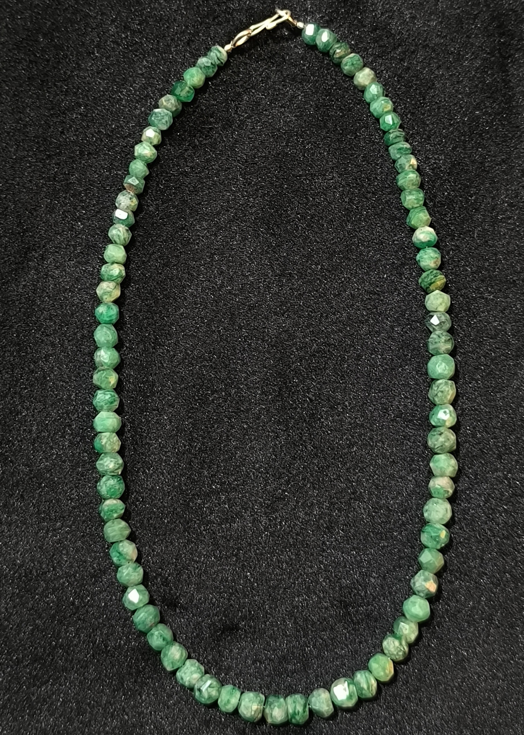 Emerald Beads necklace